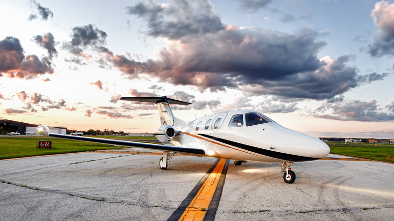 Great Looking Eclipse 500 on the Tarmac